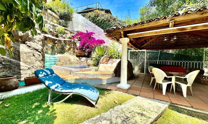 Valle de Bravo Cabina | Jacuzzi Cabin River View and Heated Pool 9