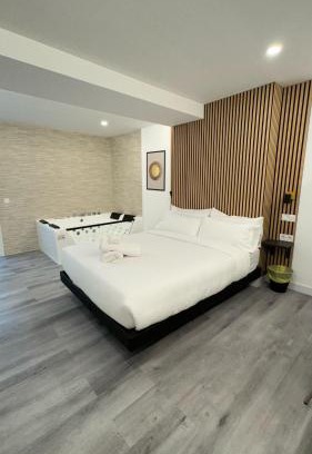 Numancia Hotel | JACUZZI ROOMS Atocha