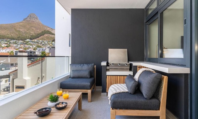 Sea Point Apartamento | Jade Views Sea Point - Studio, pvt balcony, views