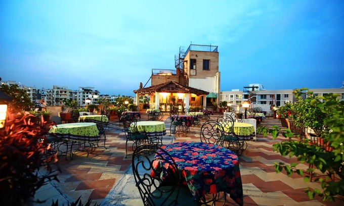 Sindhi Camp Hotel | Jaipur Inn