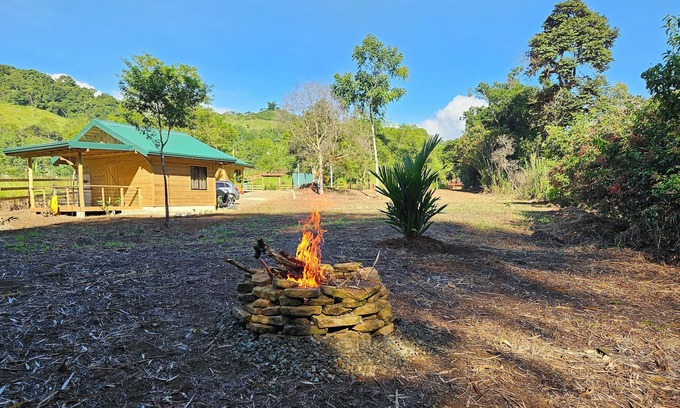 Dolorosa Cabina | Jakaranda´s Lodge