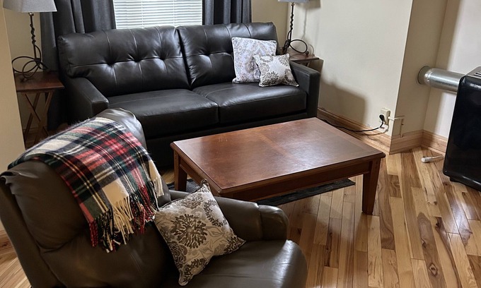 La Crosse Casa | Jake's Place