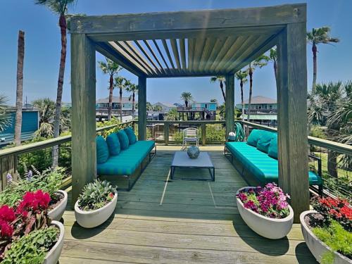Jamaica Beach Casa | Jamaica Palms Oasis