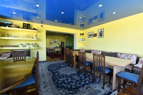 Karakol Casa | Jamilya's B&B Guest House