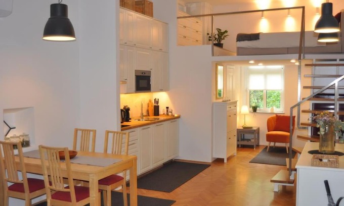 Ljubljana City Centre Apartamento | Jane's Place, experience the atmosphere of a historic villa & free parking