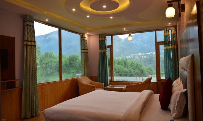 Manali Hotel | Jannat Hotel and Spa