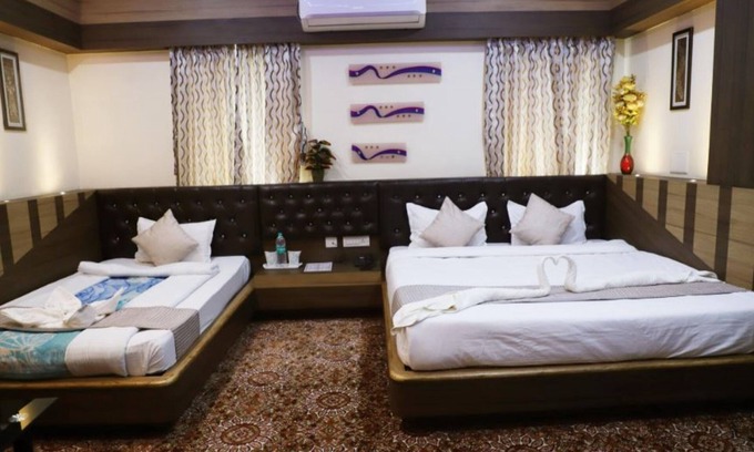 Muzaffarpur Hotel | Janvi International Inn Muzaffarpur