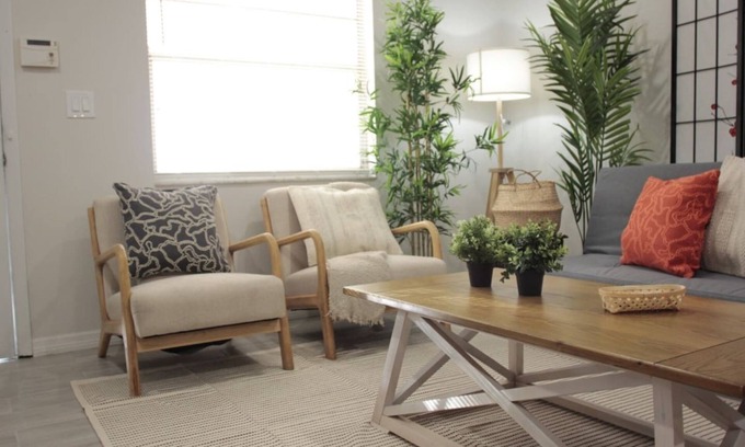 Bayou Oaks Casa | Japan near Ringling University