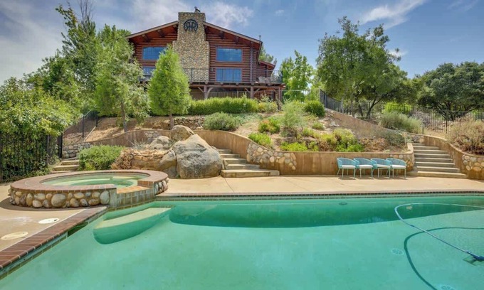Alpine Cabina | Japatul House w Pool & Spa 5 Star Google Reviews