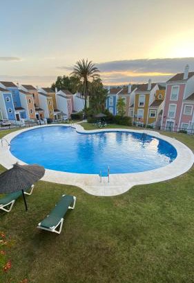 Bahia de Casares Apartamento | Jardines de Casares