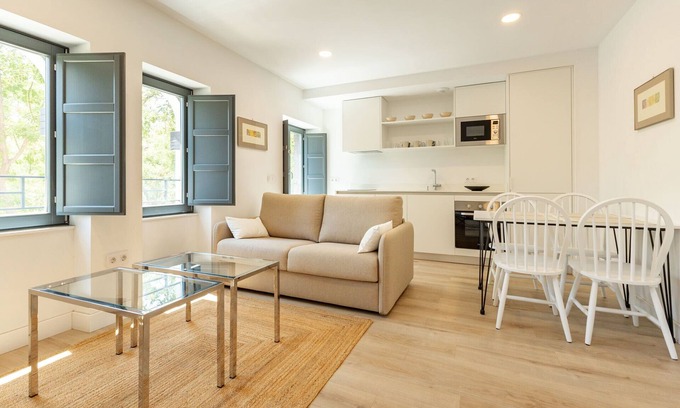 Fontanal-Maria Auxiliadora-Carretera de Carmona Apartamento | Jardines de El Valle, Jacuzzi, 5 PAX