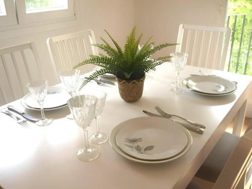 Logrono Historic Centre Apartamento | Jardines del Ebro, 8 PAX, ideal grupos