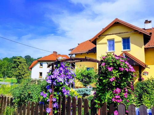 Bartazek Apartamento | Jaskółka - pokoje i apartament przy plaży