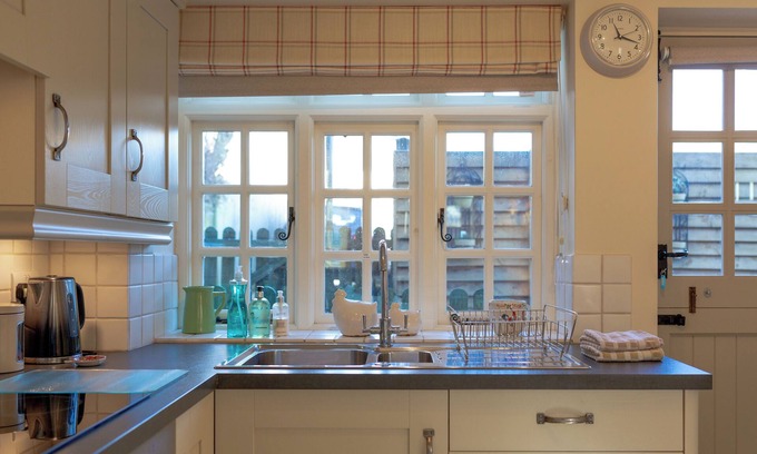 Bourton Casa | Jasmine Cottage-2BD in Heart of Bourton
