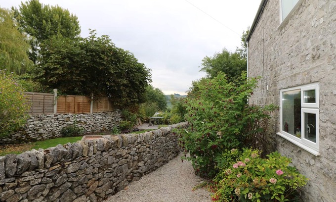 Youlgreave Cabaña | Jasmine Cottage