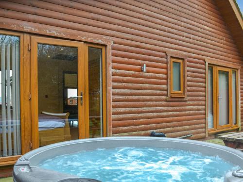 Fitling Casa | Jasmine Lodge