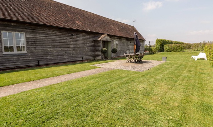 Wittersham Cabaña | JASMINE, pet friendly, character holiday cottage in Iden