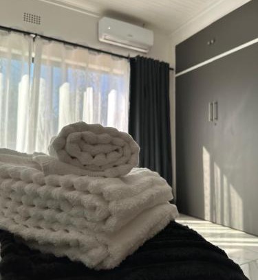 Kimberley Casa | JayRose