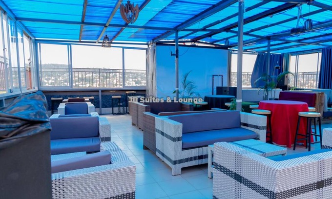 Kampala Hotel | JB suites and lounge