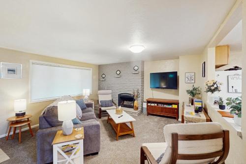 Friendly Casa | Jefferson Jolly