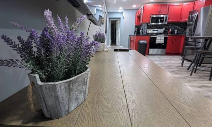 Jeffersonville Casa | Jeffersonville Oasis, Pet Friendly, Free Parking!nn