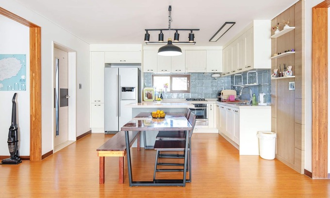 Aewol Casa | Jeju Brickninemansion
