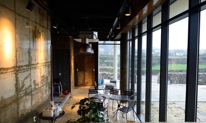 Aewol Casa | Jeju Clair de Lune Pension