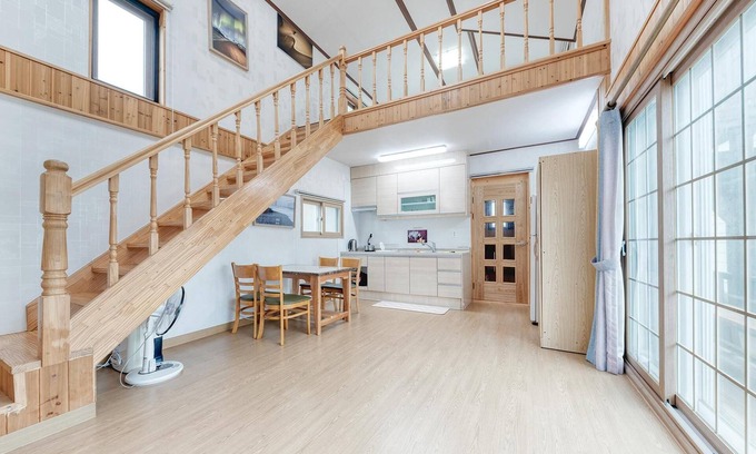 Namwon Casa | Jeju Kkumkkuneun Jeju Pension