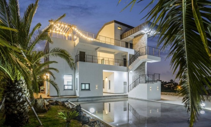 Hallim Casa | Jeju Liverpool & Spa Pension