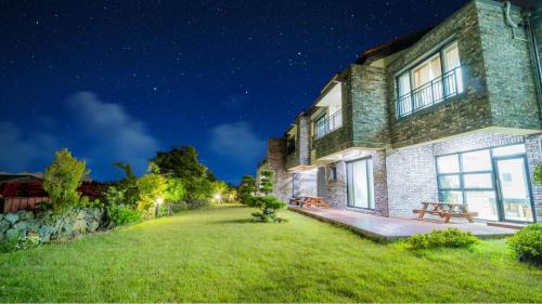 Jocheon Casa | jeju ondamhouse pension