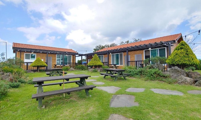 Hallim Casa | Jeju Oreum Pension