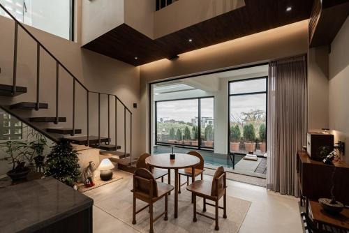 Aewol Casa | Jeju Rapauza Stay