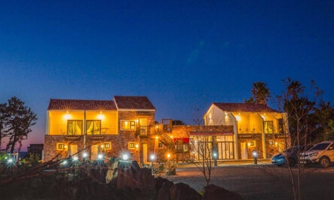 Aewol Casa | Jeju Seaddang Pension