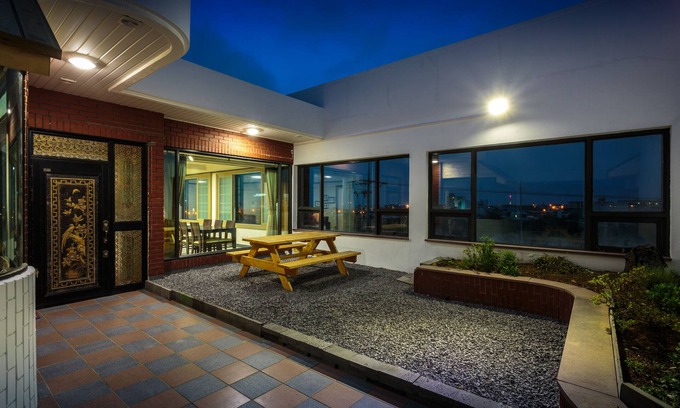 Jocheon Casa | Jeju Wayo Pension