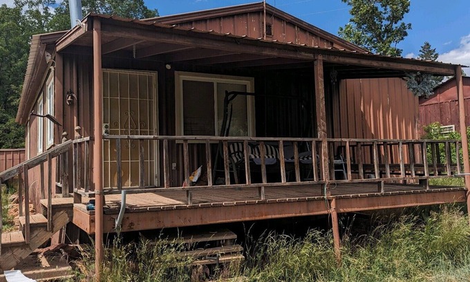 Gallina Cabina | Jemez Mountain Retreat
