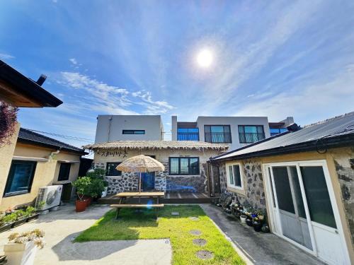 Hallim Casa | Jemibareut Pension