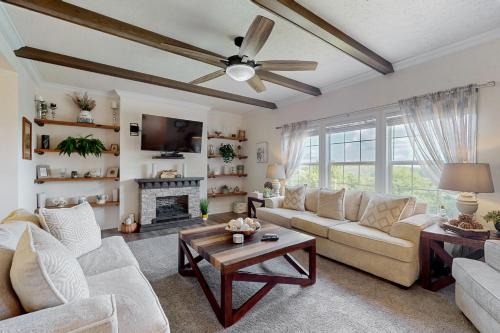 Newland Casa | Jennings Roost