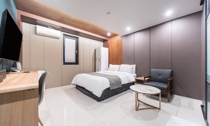 Jeonju Hotel | Jeonju Geumamdong Hotel K