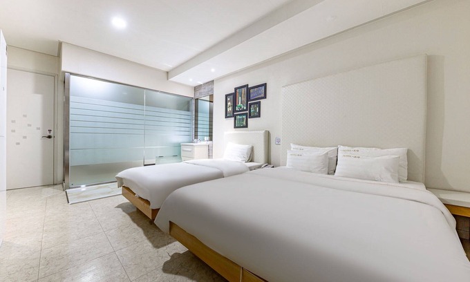 Jeonju Hotel | Jeonju Sinsigaji Hotel Moa