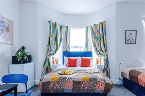 Leamington Spa Apartamento | Jephsons Lodge Studio 8 - Free Parking, Netflix, Prime & Disney