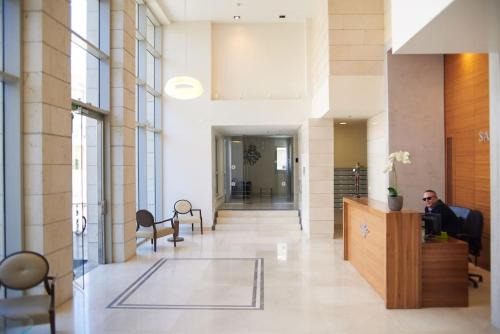 Nachlaot Apartamento | Jerusalem Saidoff Apt 3BDR/Pool/Gym/parking
