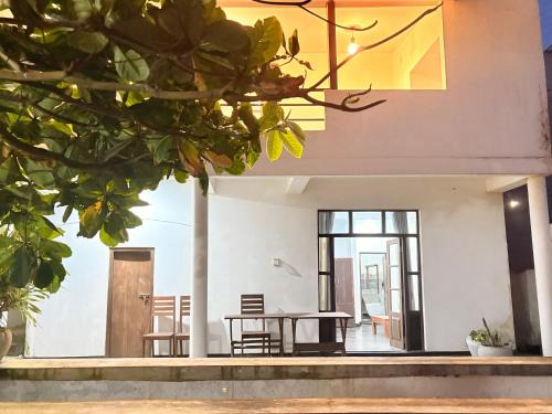 Kaduruduwa Casa | Jess Beach Villa