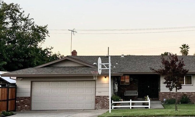 Carmichael Casa | Jet BNB