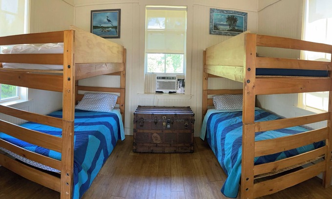 Braden River Cabina | Jiggs Landing, Cabin 2 - Bird Land Bunk House