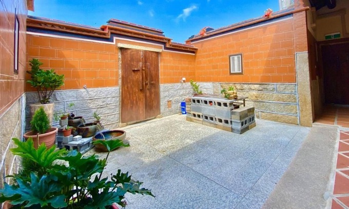 Jinhu Cama Y Desayuno | Jinmen Yusu B&B