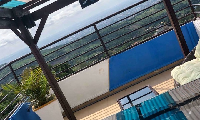 Berekuso Casa | JLW Hostel