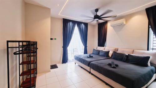 Johor Bahru Casa | JMKT 549 Homestay Mutiara Rini 8-10 pax