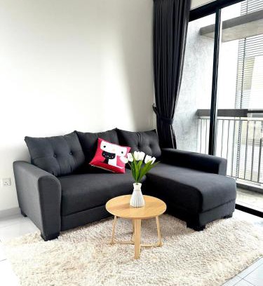 Bukit Indah Apartamento | Joan's Hideout Sky Trees Serviced Apartment 4 pax JB Aeon Bukit Indah