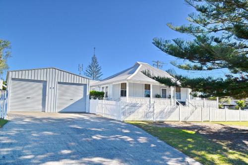 South West Rocks Casa | Joanna Cottage - Bring your own linen