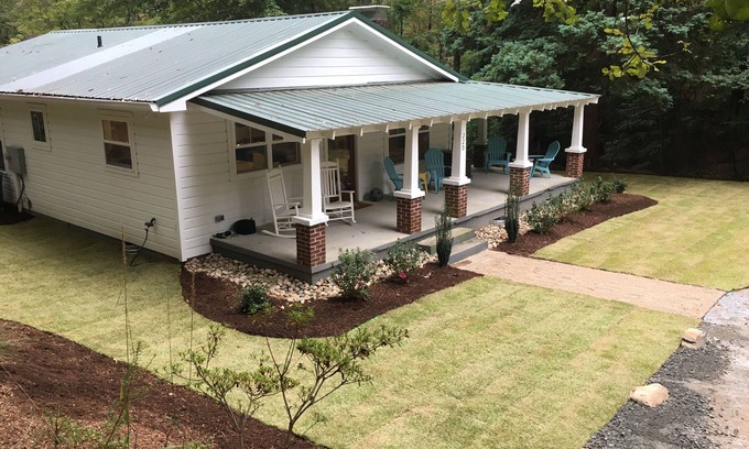 Salem Casa | Bungalow Jocassee | 2 acres de propiedad privada | Escapar. Desenchufar. Relajarse.